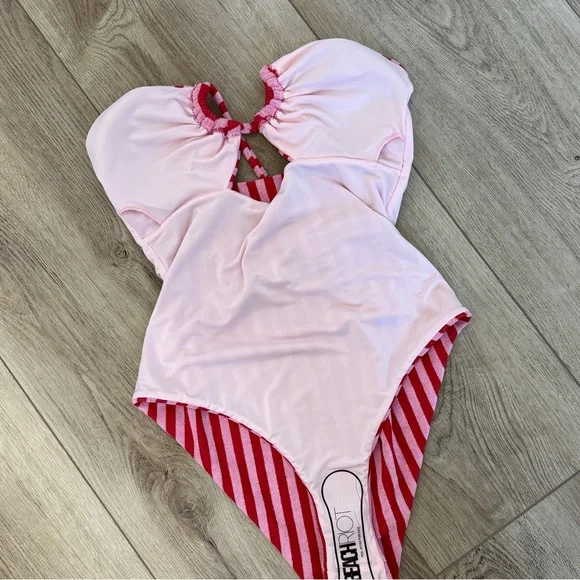 NWOT Beach Riot Med Phoenix Halter one piece terry cloth red pink striped swim - Picture 3 of 5